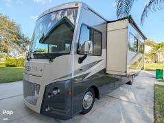 2022 Winnebago Vista 32M, $ 105,000