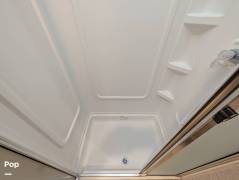 2022 Winnebago Vista 32M, $ 105,000