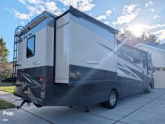 2022 Winnebago Vista 32M, $ 105,000