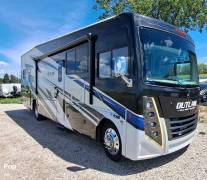 2024 Thor Motor Coach Outlaw 38KB, $ 163,900