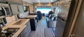 2024 Thor Motor Coach Outlaw 38KB, $ 163,900