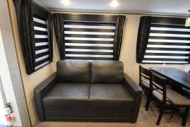 2022 Forest River Sabre 37FBT, $ 37,000