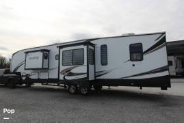 2022 Forest River Sabre 37FBT, $ 37,000