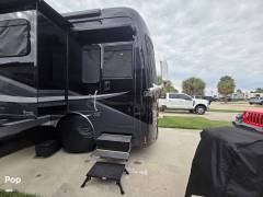 2021 Thor Motor Coach Tuscany 45MX, $ 285,000
