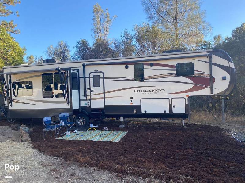 2017 KZ Durango Gold G382MBQ, $ 40,000