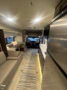 2021 Winnebago View 24D, $ 115,000