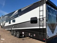 2021 Dutchmen Voltage 4225, $ 82,500