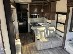 2021 Dutchmen Voltage 4225, $ 82,500