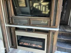2021 Dutchmen Voltage 4225, $ 82,500