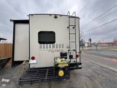 2022 Rockwood Signature 8336BH, $ 48,000
