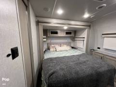 2022 Rockwood Signature 8336BH, $ 48,000