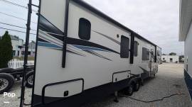 2021 Keystone Montana 3763BP, $ 40,000