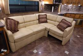 2014 Newmar Dutch Star 4372, $ 160,000