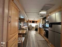 2006 Fleetwood Excursion 39V, $ 43,000