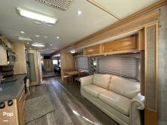 2006 Fleetwood Excursion 39V, $ 43,000