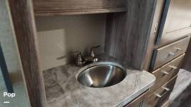 2020 Entegra Coach Odyssey 30Z, $ 71,300