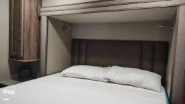 2020 Entegra Coach Odyssey 30Z, $ 71,300