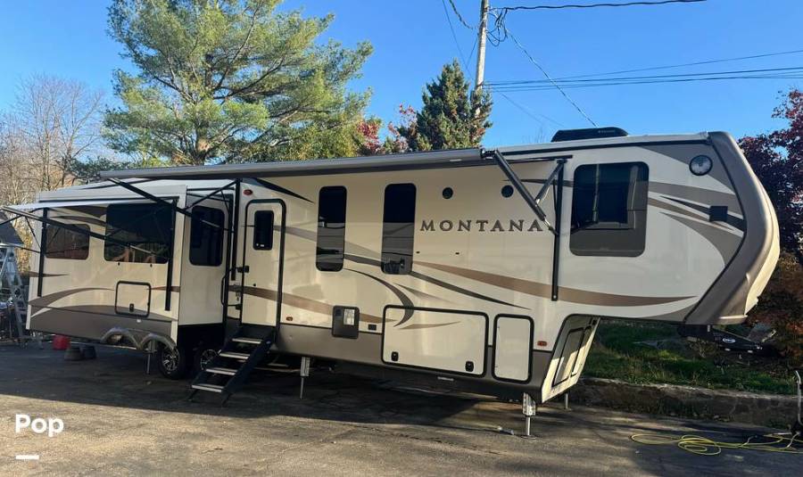 2017 Keystone Montana 3950BR, $ 34,500