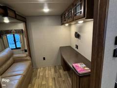 2017 Keystone Montana 3950BR, $ 34,500