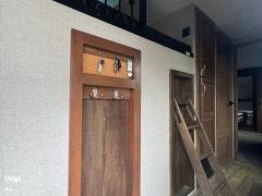 2017 Keystone Montana 3950BR, $ 34,500