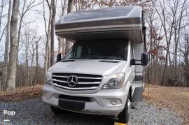 2020 Dynamax Isata 3 24FW, $ 90,000