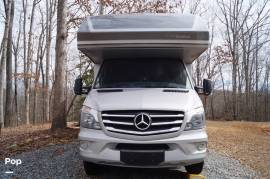 2020 Dynamax Isata 3 24FW, $ 90,000
