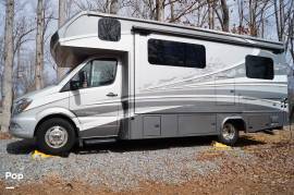 2020 Dynamax Isata 3 24FW, $ 90,000
