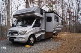 2020 Dynamax Isata 3 24FW, $ 90,000