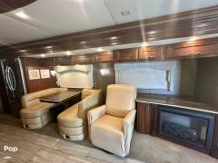 2015 Newmar Ventana 4369, $ 177,000