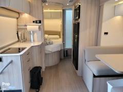 2022 Leisure Travel Unity U24CB, $ 166,950