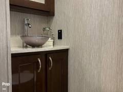 2019 CrossRoads Redwood 3901MB, $ 55,000