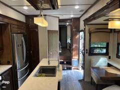 2019 CrossRoads Redwood 3901MB, $ 55,000