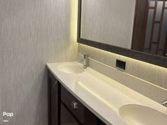 2019 CrossRoads Redwood 3901MB, $ 55,000