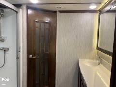 2019 CrossRoads Redwood 3901MB, $ 55,000
