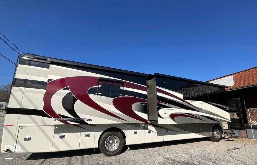 2021 Tiffin Phaeton 40IH, $ 274,000