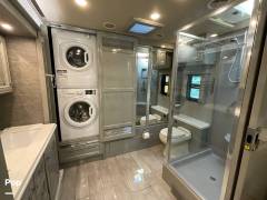 2021 Tiffin Phaeton 40IH, $ 274,000