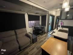2024 Dutchmen Aspen Trail 390LOFT, $ 75,500