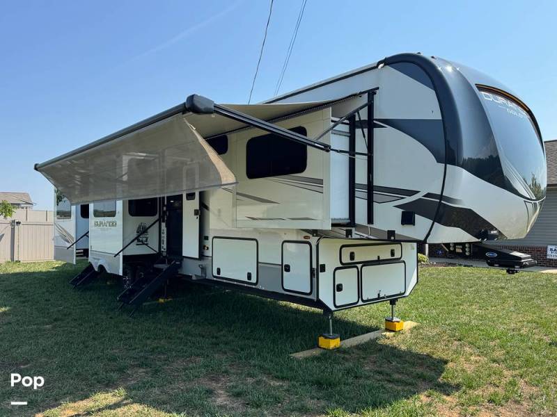 2025 KZ Durango Gold G391RKF, $ 85,000