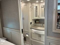 2023 Fleetwood Discovery 38N, $ 275,000