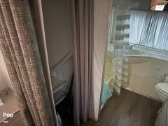 1977 Airstream Sovereign 31, $ 28,500