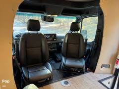 2021 Entegra Qwest 24L, $ 122,499