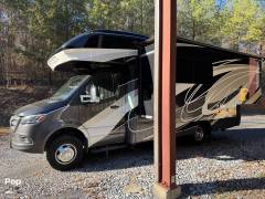 2021 Entegra Qwest 24L, $ 122,499