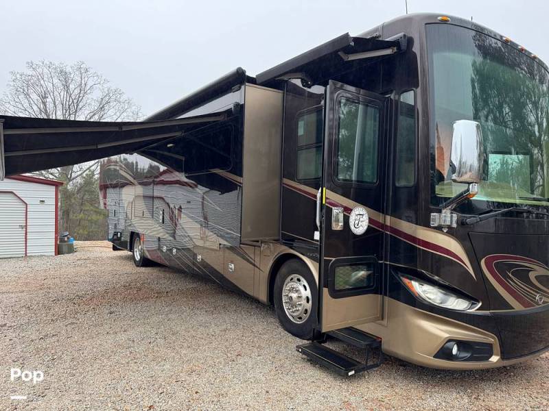 2015 Tiffin Phaeton 40AH, $ 120,000