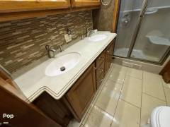 2015 Tiffin Phaeton 40AH, $ 120,000