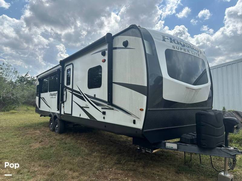 2022 Forest River Flagstaff 29RLBS, $ 34,500
