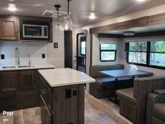 2022 Forest River Flagstaff 29RLBS, $ 34,500