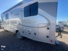 2014 Fleetwood Storm 28F, $ 41,400