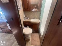 2014 Fleetwood Storm 28F, $ 41,400