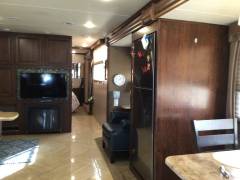 2015 Coachmen Encounter 37SA, $ 49,990