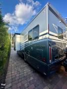 2022 Winnebago Navion 24V, $ 99,000